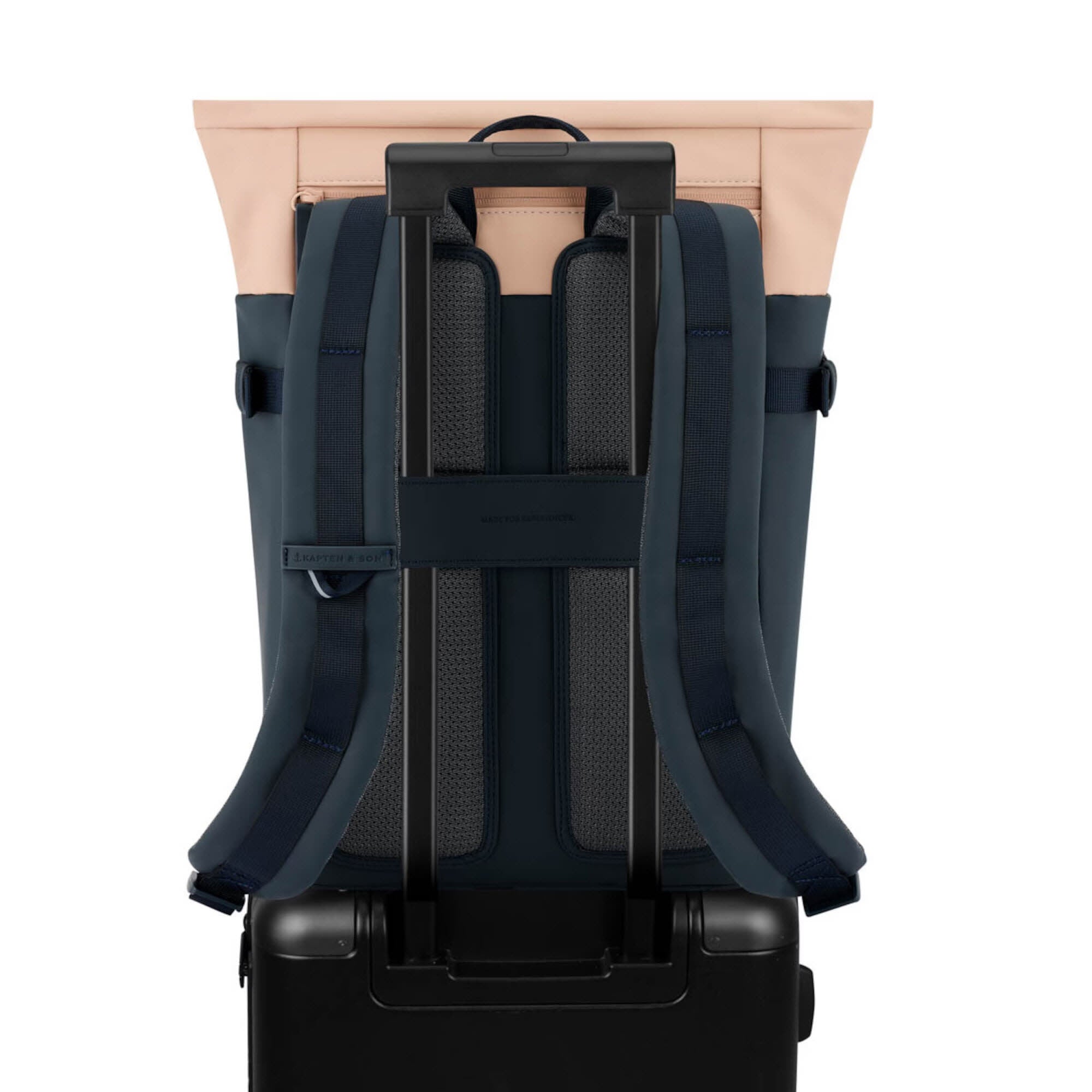 Helsinki Navy Blush