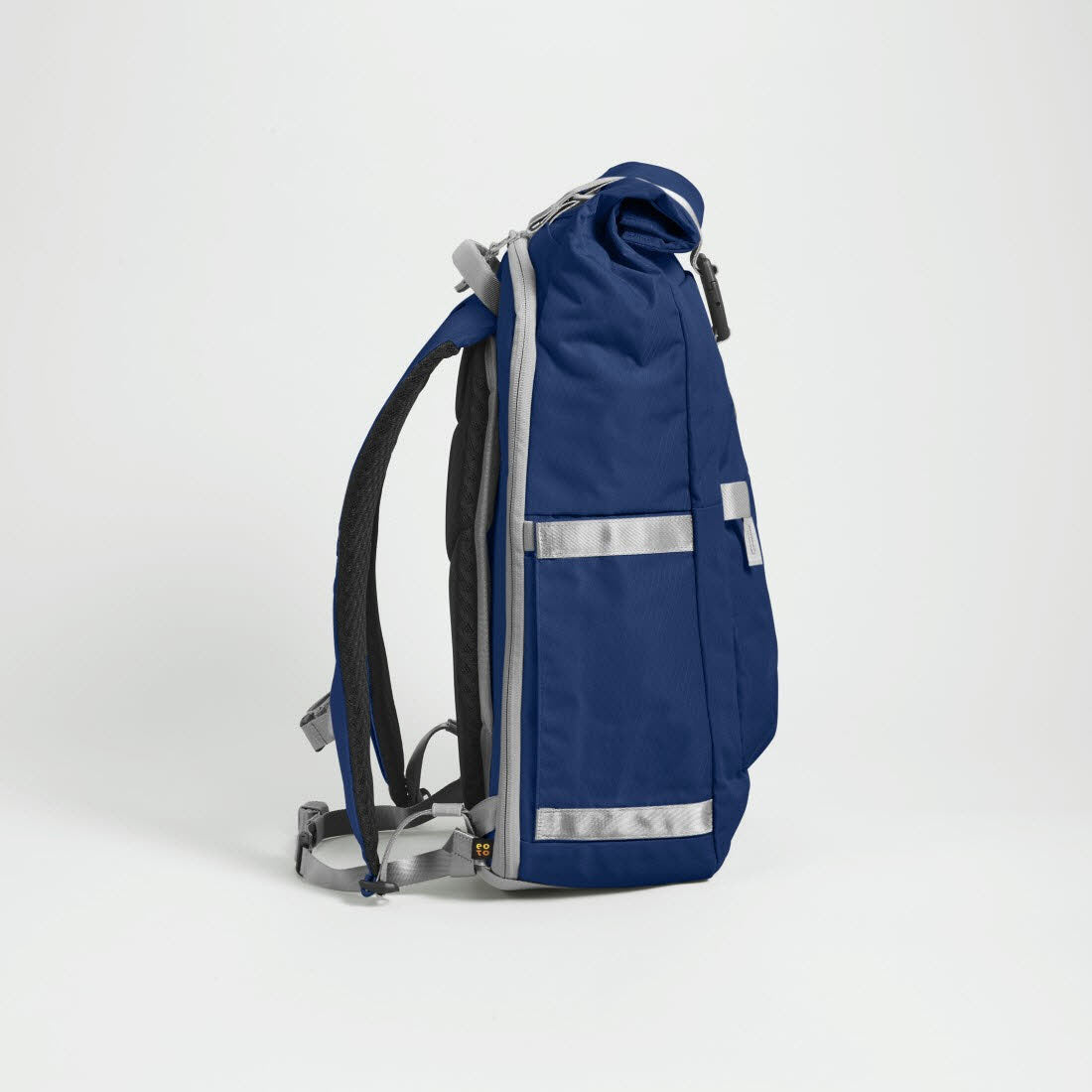 Rolly 32 Nacht Blau