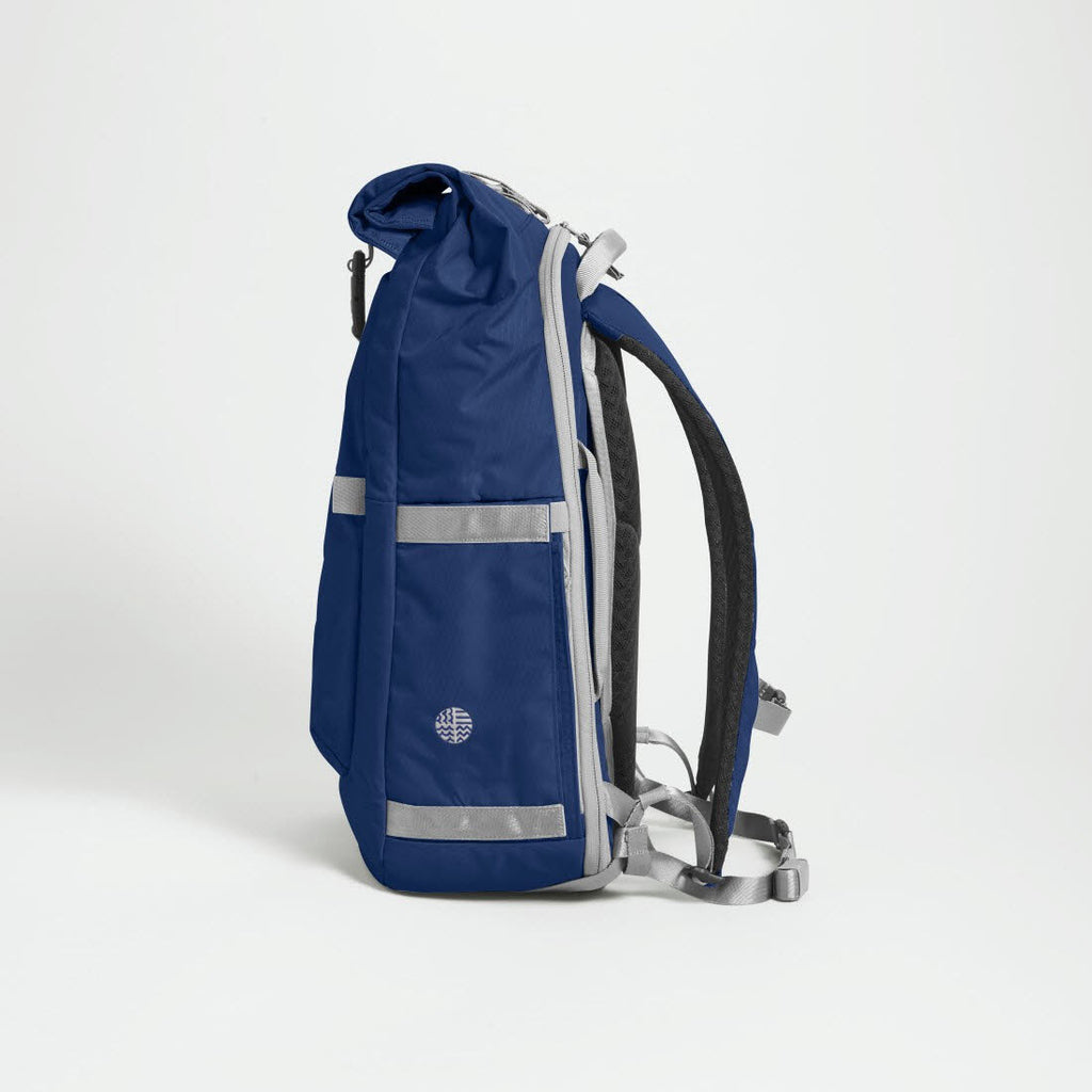 Rolly 32 Nacht Blau