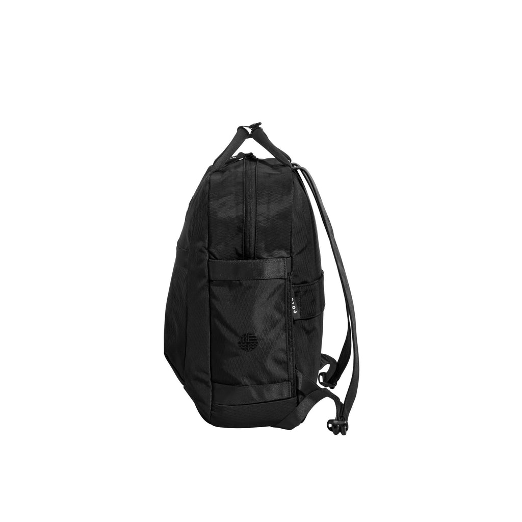 Small 16 Schwarz