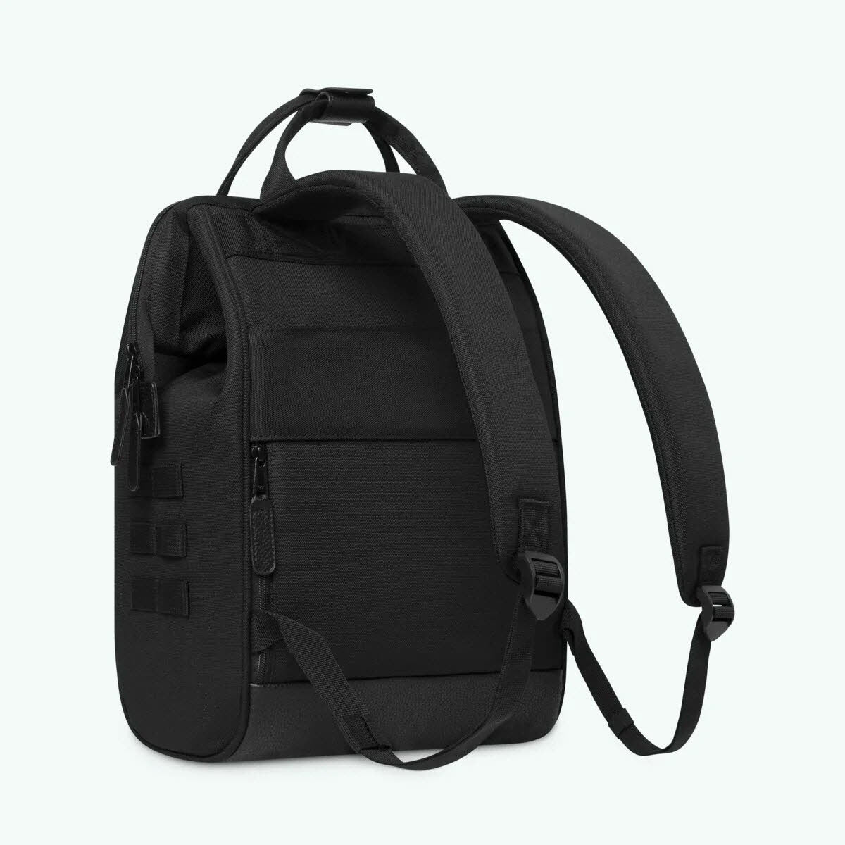 Adventurer M Berlin