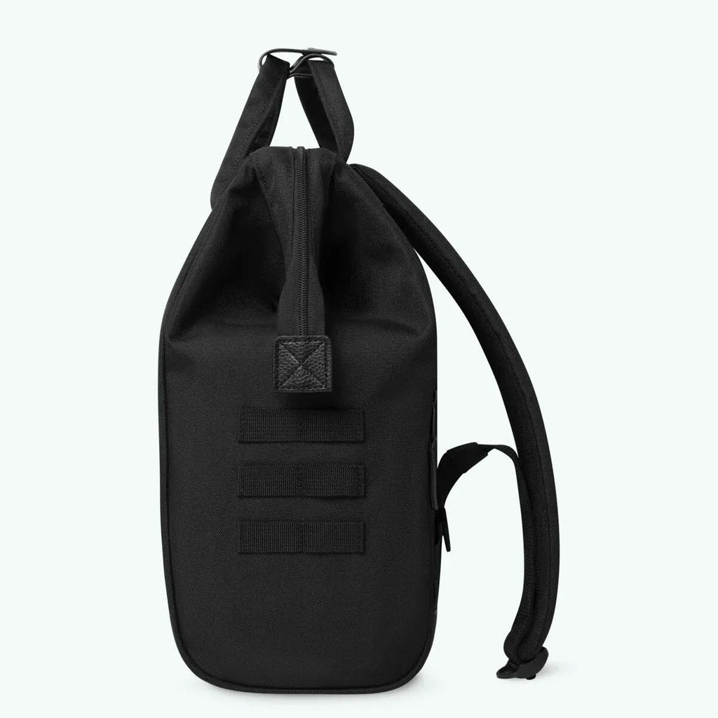 Adventurer M Berlin