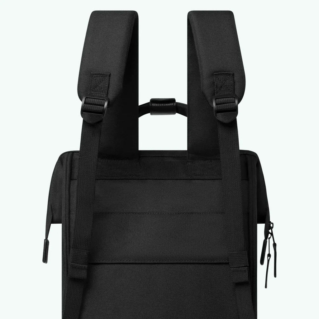 Adventurer M Berlin