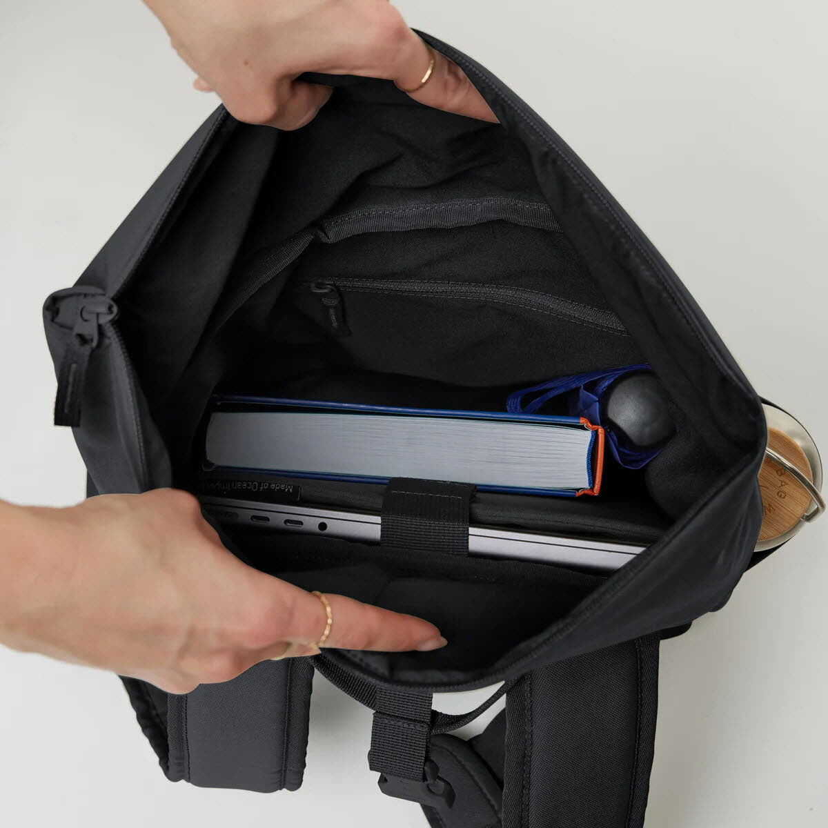 Rolltop Easy Small MONOCHROME black