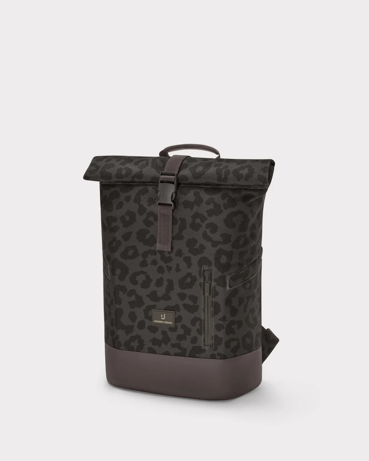 Luca Small brown leo