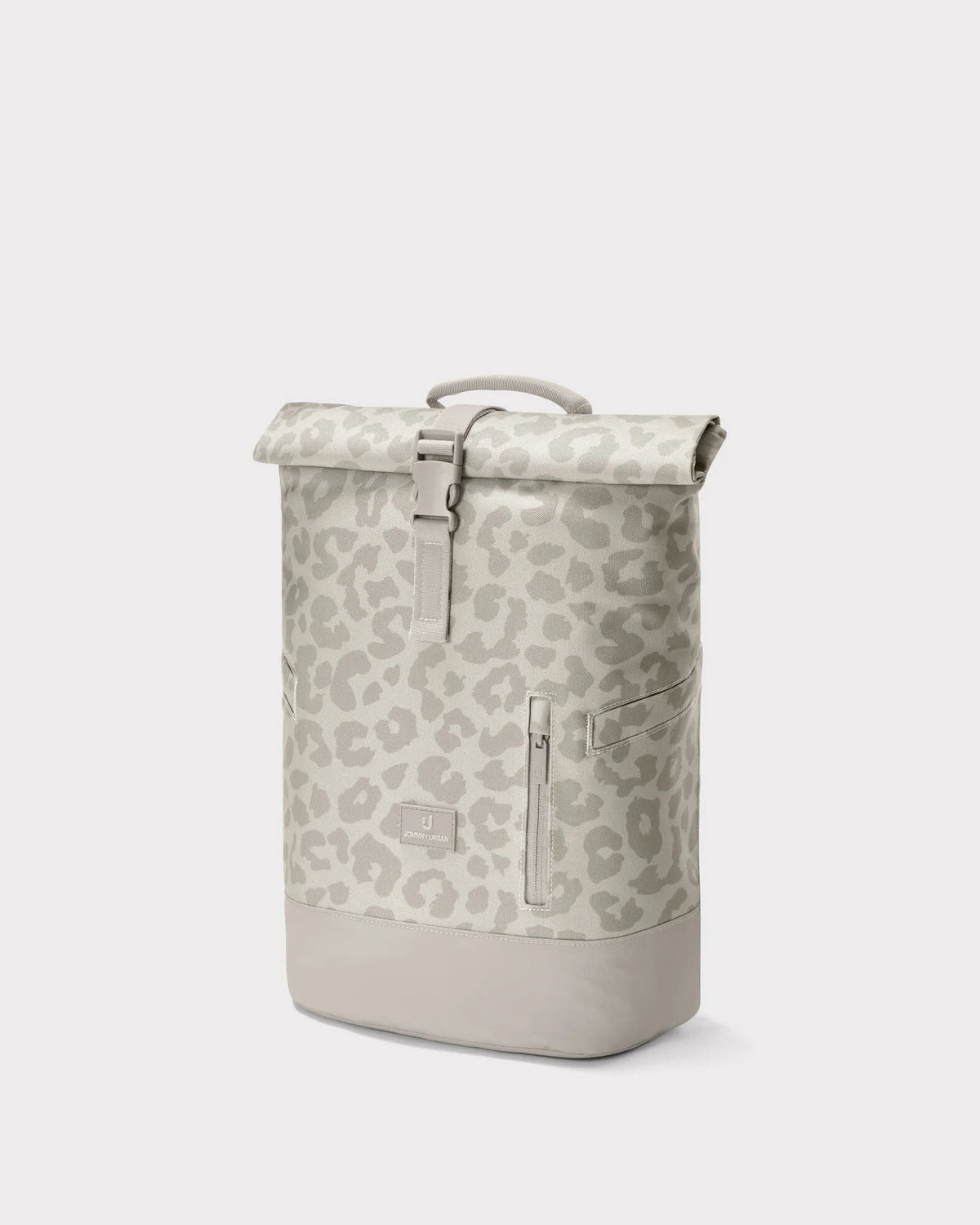 Luca Small sand leo