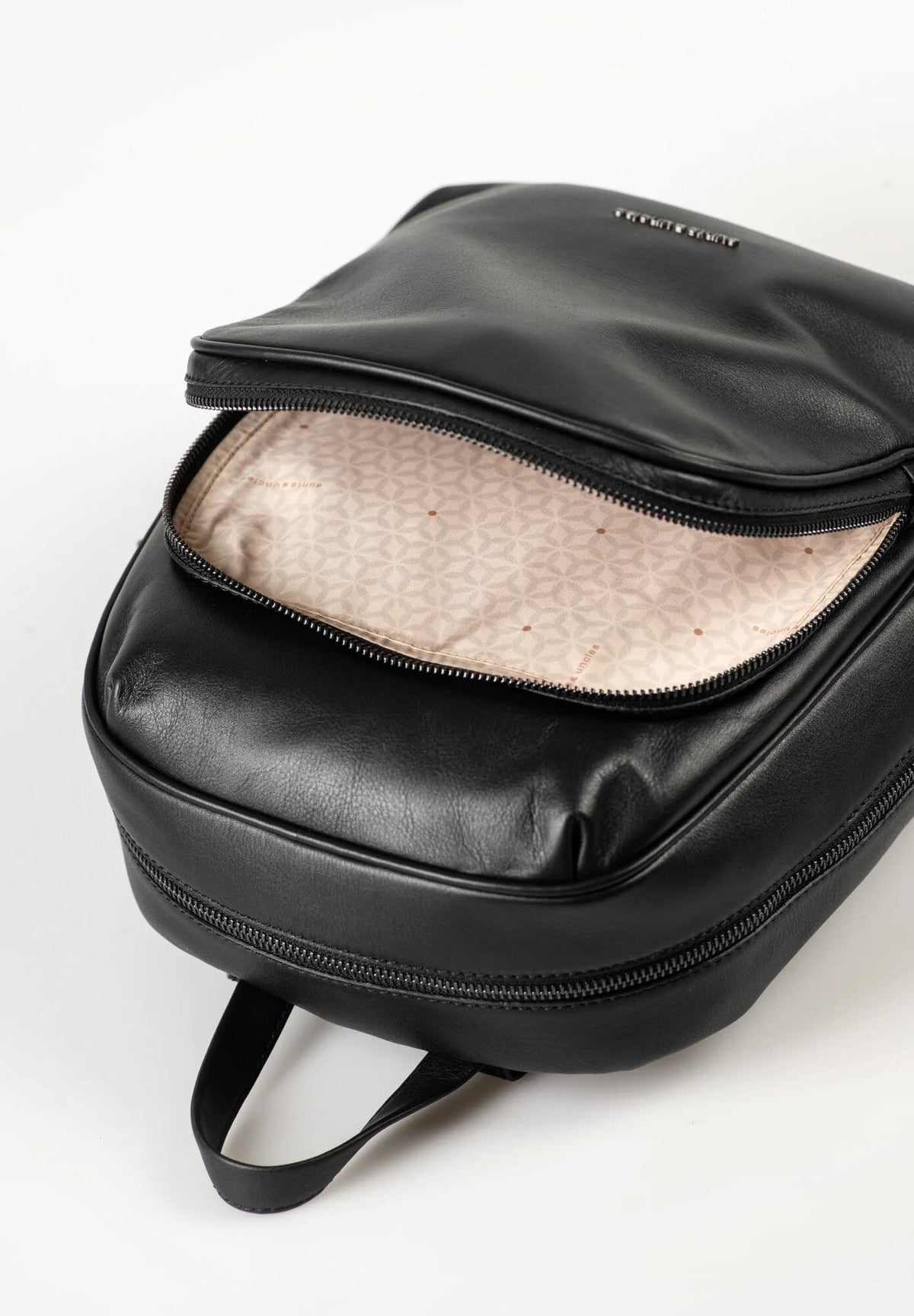 Coco Jet Black