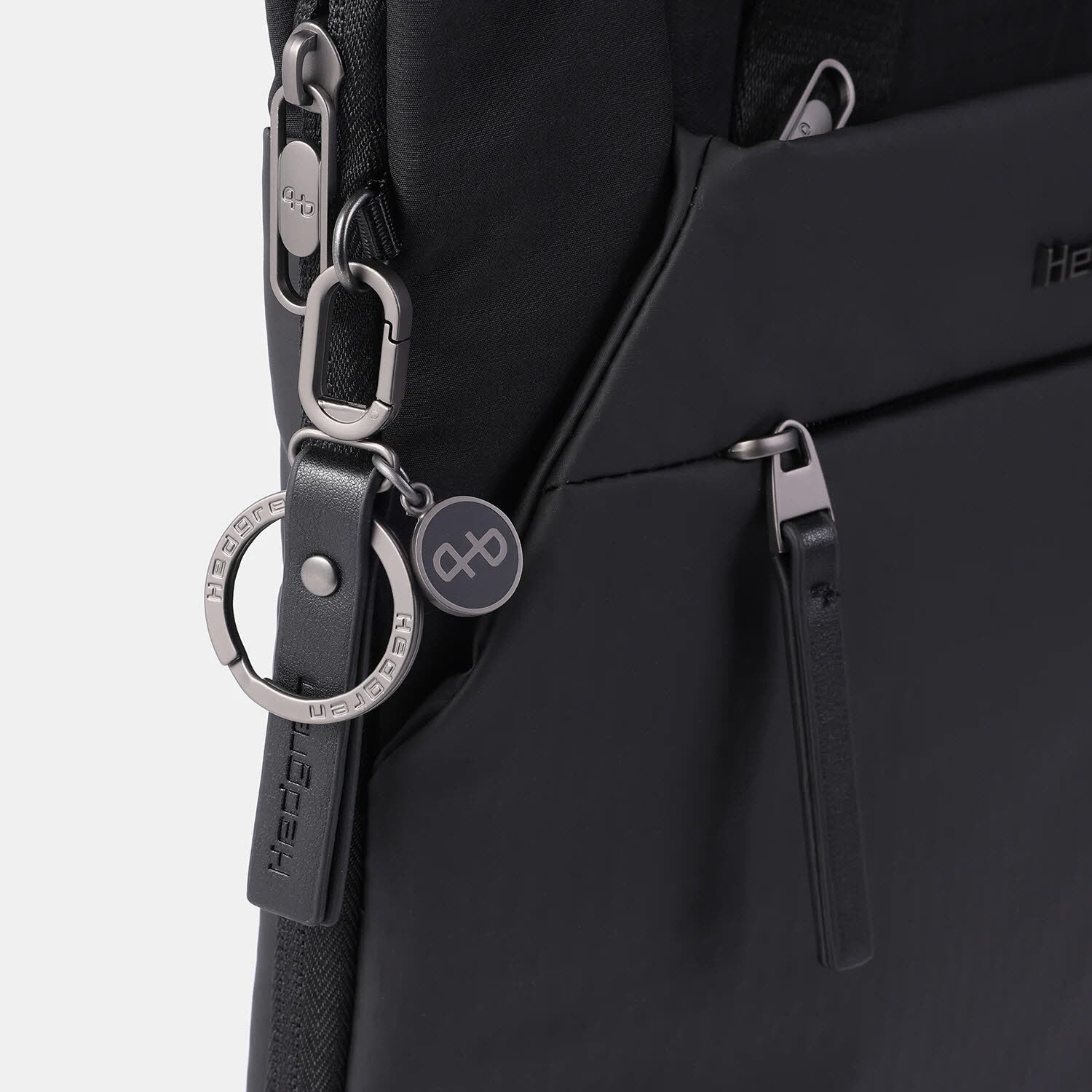 Vertical Tote ROKU Black
