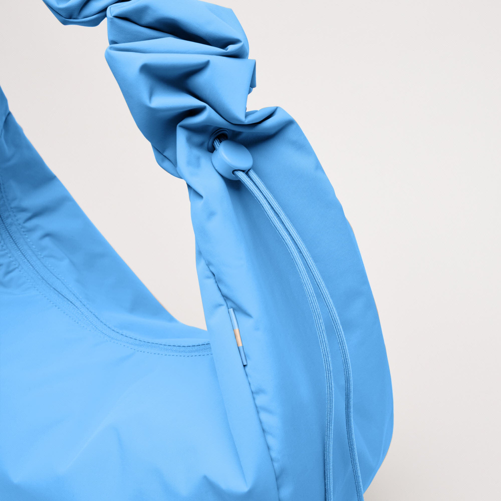 Moonbag Ruffle Aqua