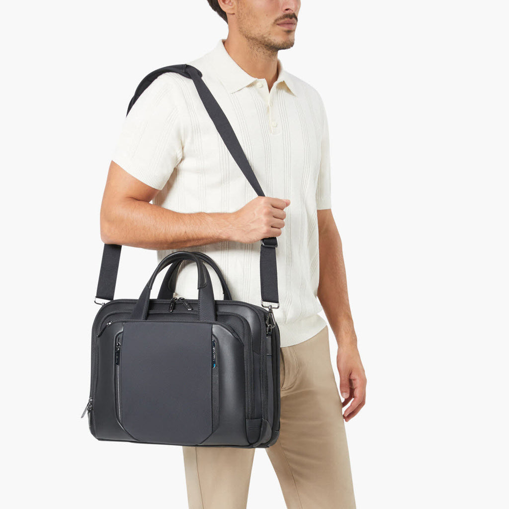 Laptop Briefcase 15.6" exp black