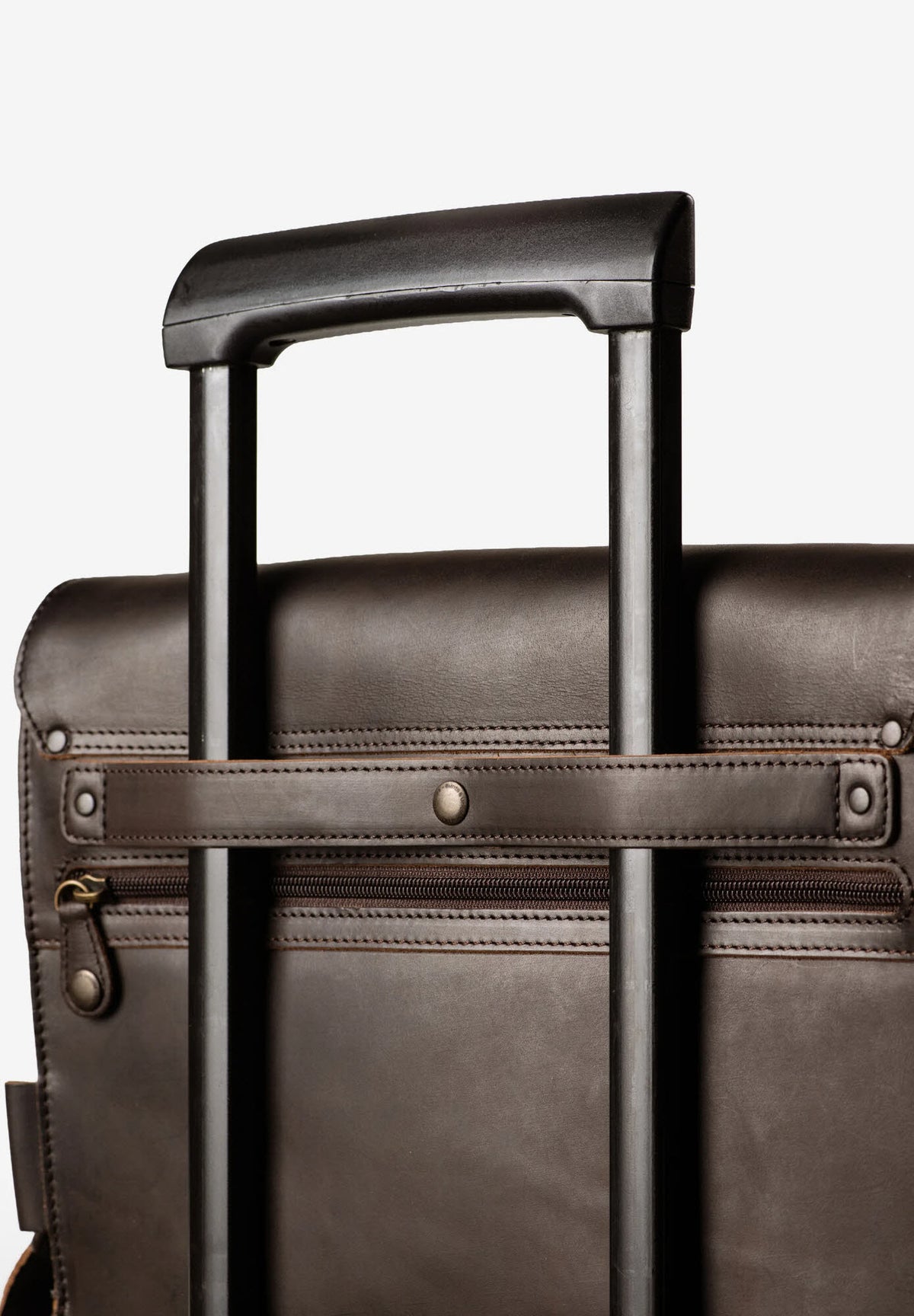 Judd dark brown