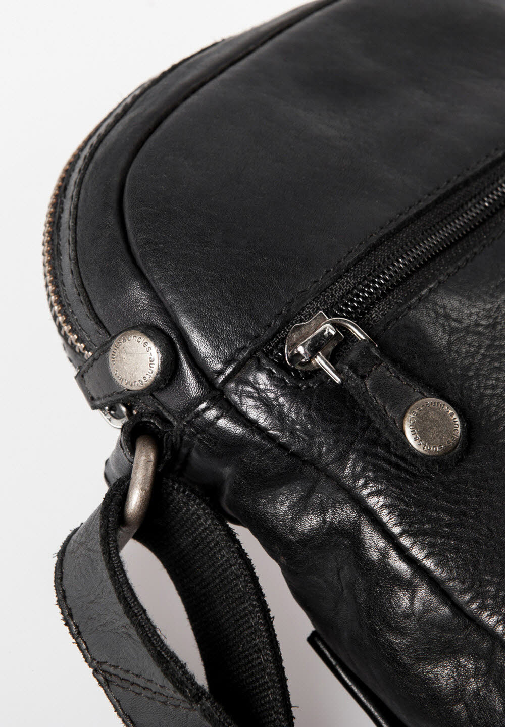 van Dyke Charcoal Black