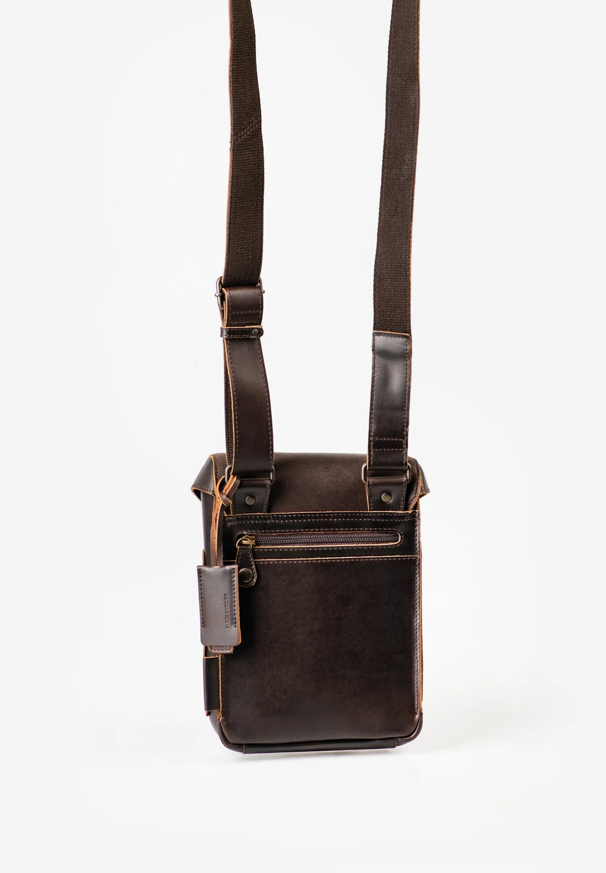 Jade dark brown