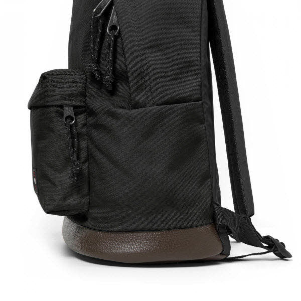 WYOMING Black