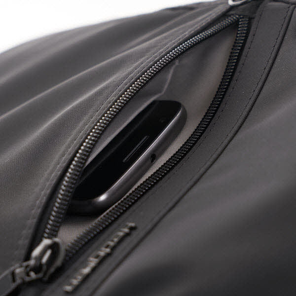 VOGUE BLACK