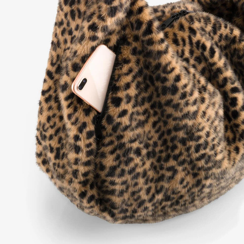 moonbag leo fake fur