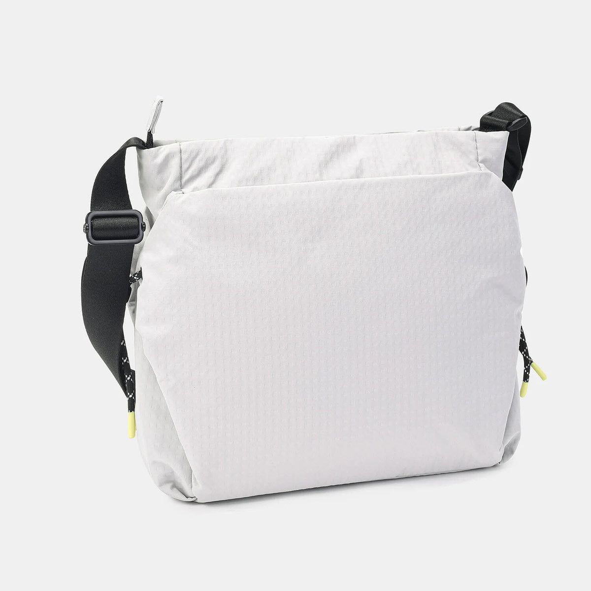 Reißverschlusstasche MAKOTO VAPOROUS GREY