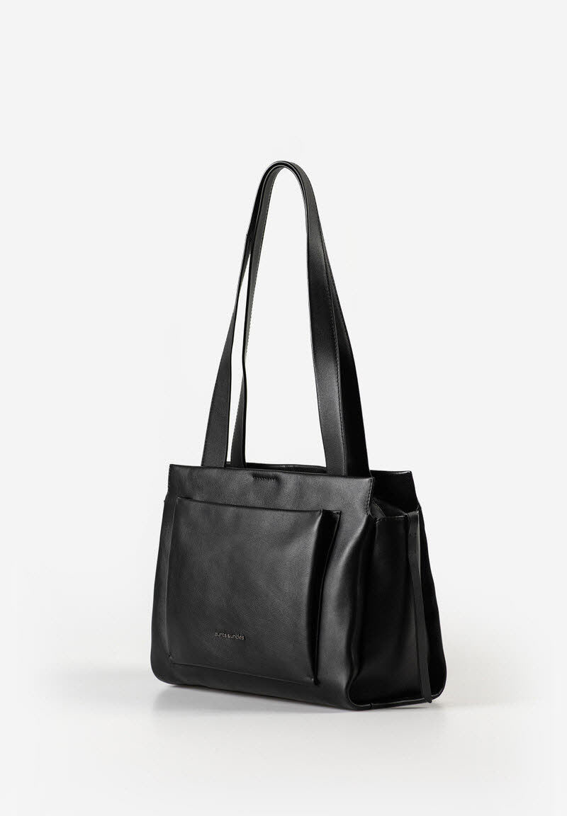 Dawn jet black