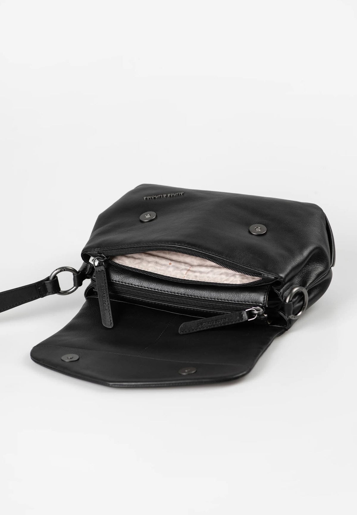 Fern Jet Black