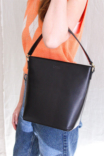 Bobbi Bucket Maxi Schwarz