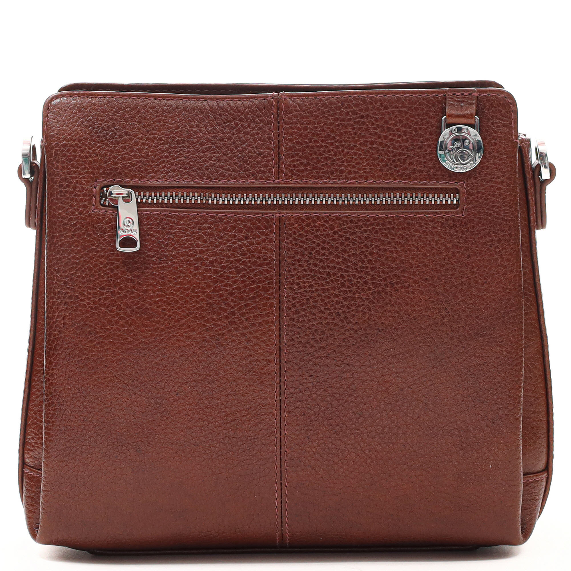 Sia Walnut