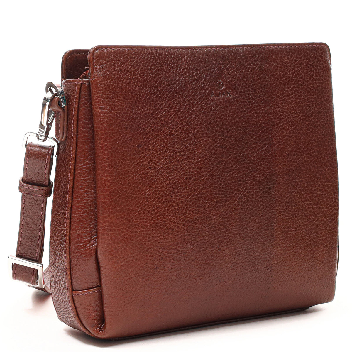 Sia Walnut