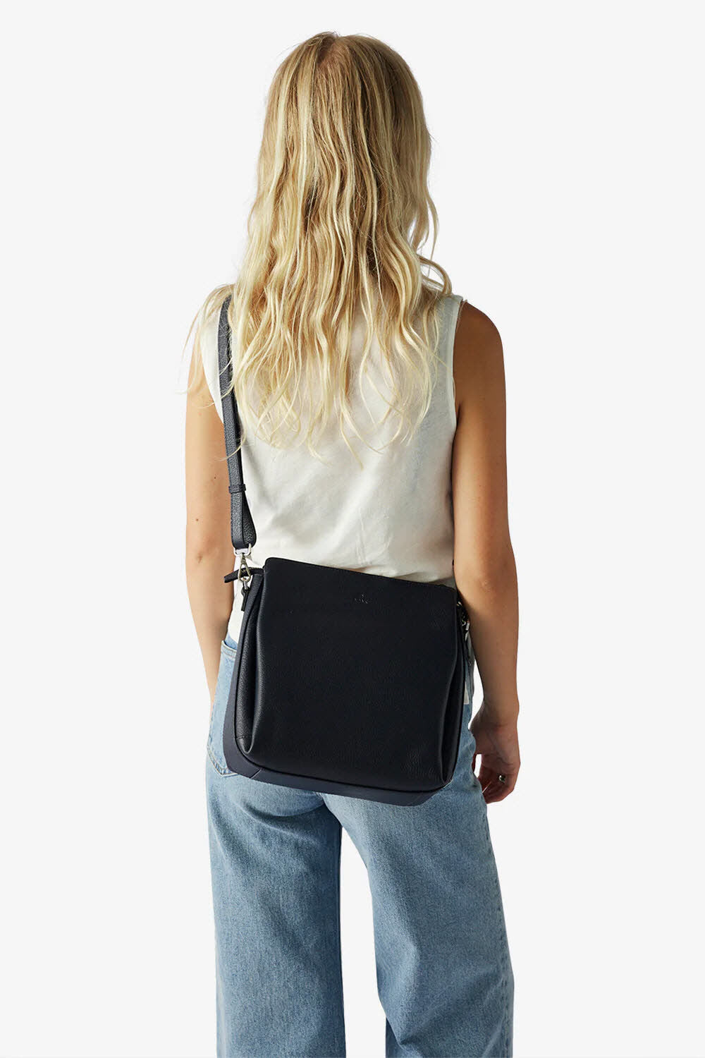Ellinor Navy