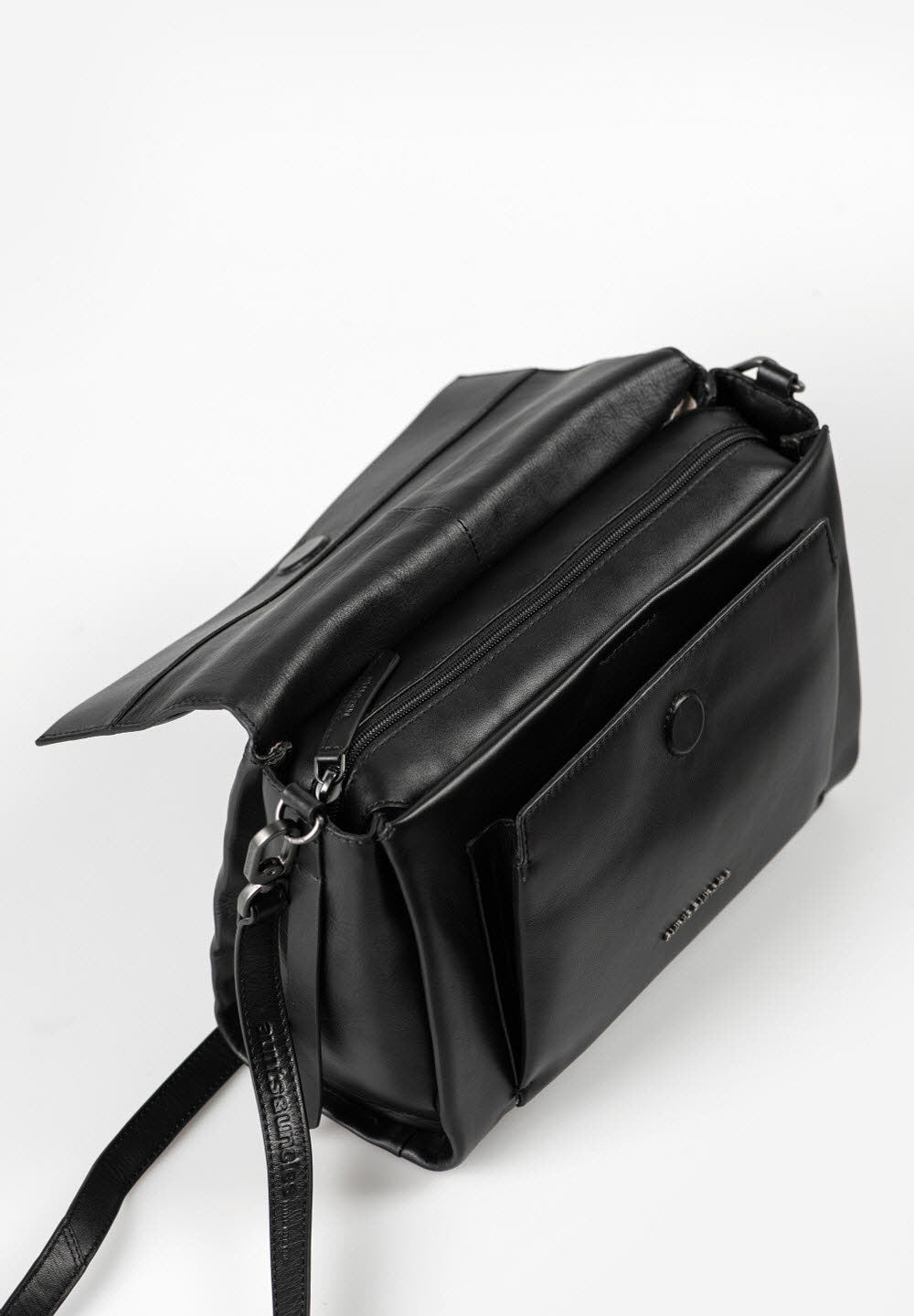 Breeze jet black