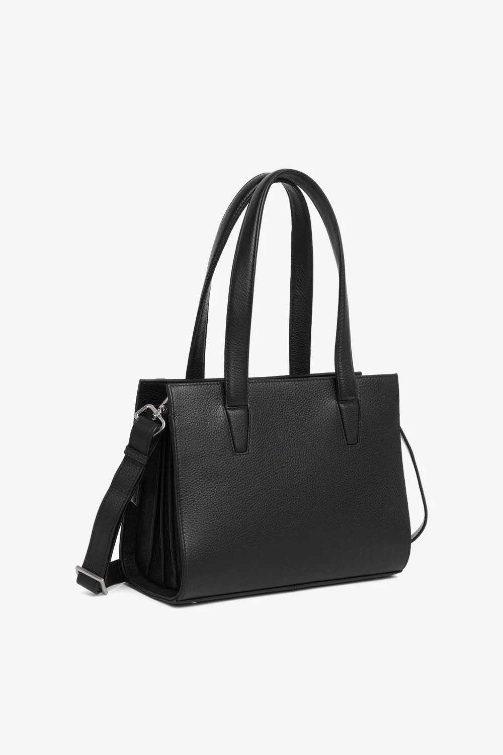 Elea Black