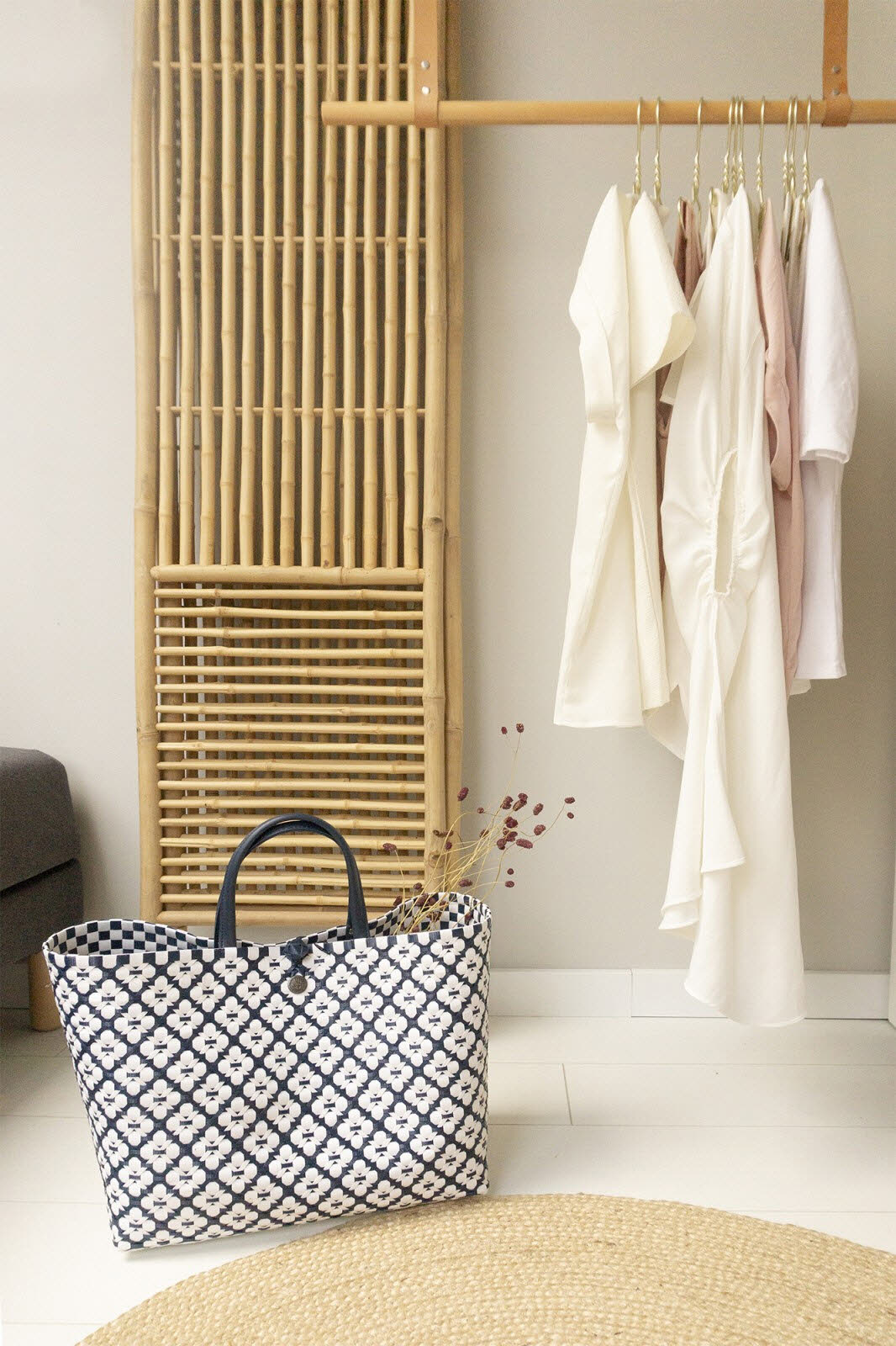 Motif Bag navy with white pattern