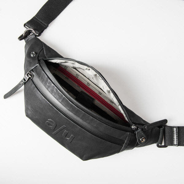 Ichikawa Black