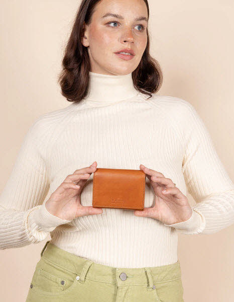 Ollie Cognac